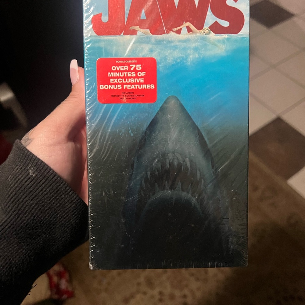 Jaws VHS with Bonus Features